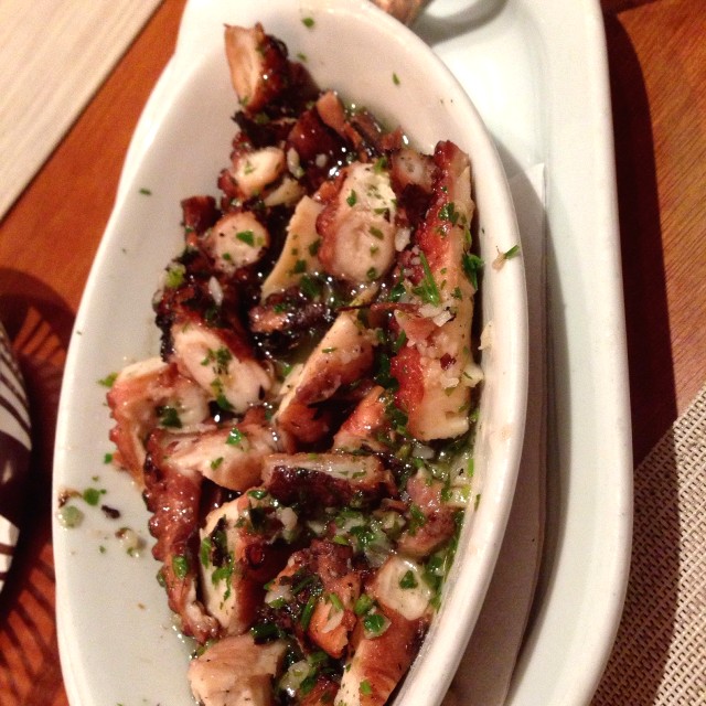 Pulpo a la brasa
