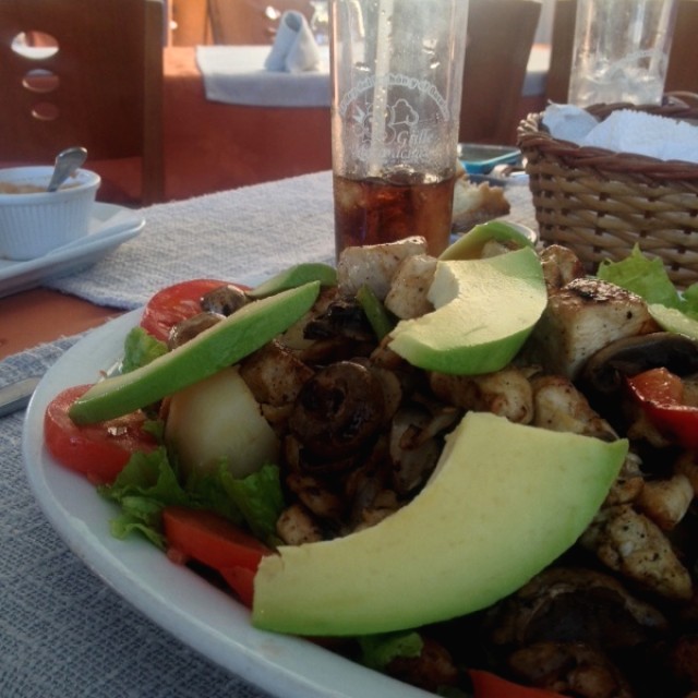 Parrilla de pollo con champiñones
