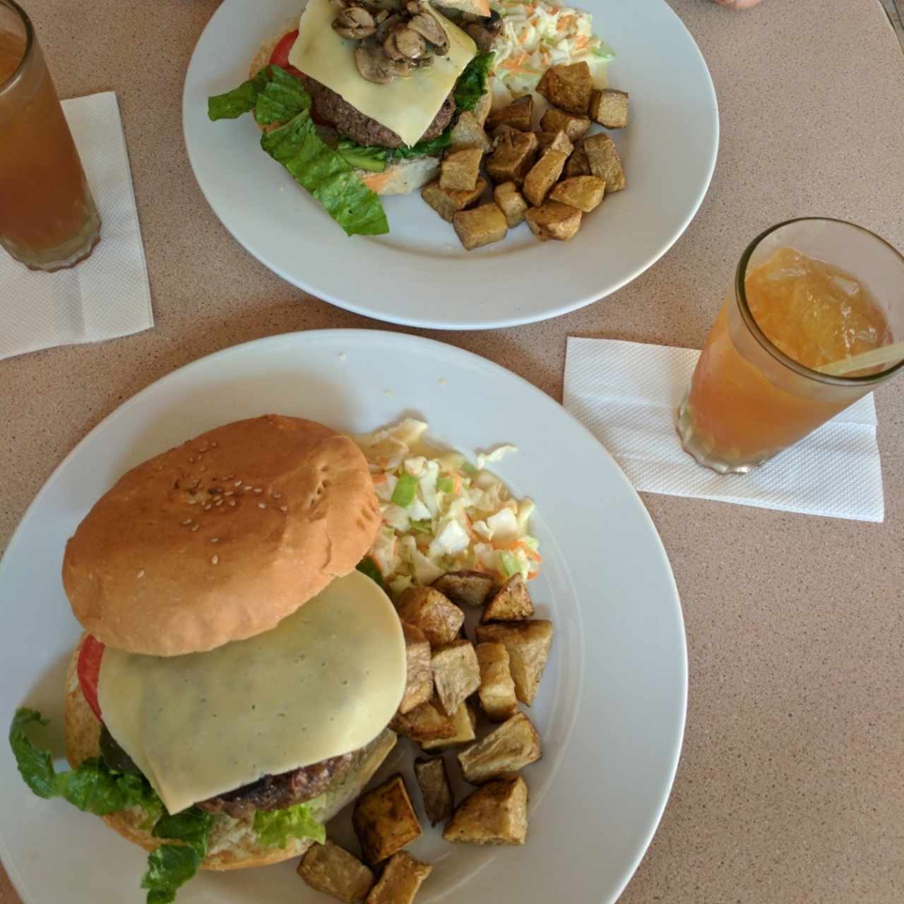 hamburguesas de la casa