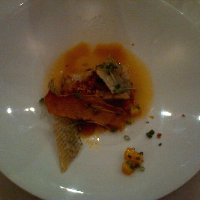 Parguito con pure de auyama y mandarina.