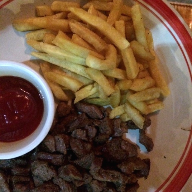 Plato de niño Lomito con papas