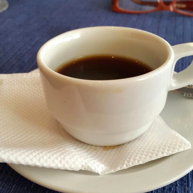 Y para cerrar el mejor digestivo:un carajillo con sambuca 