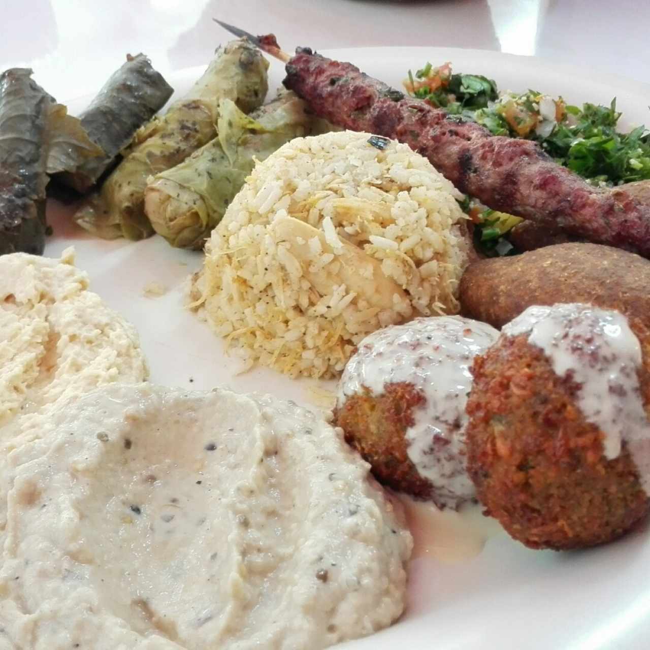 Plato mixto