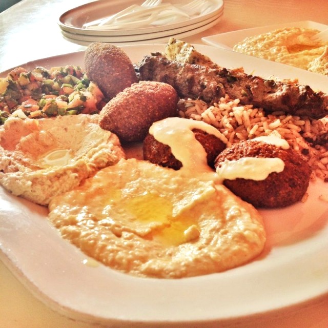 Plato mixto