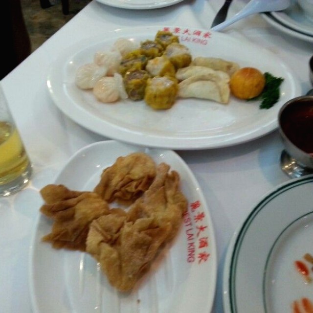 Tim san surtidos y wan ton frito especial