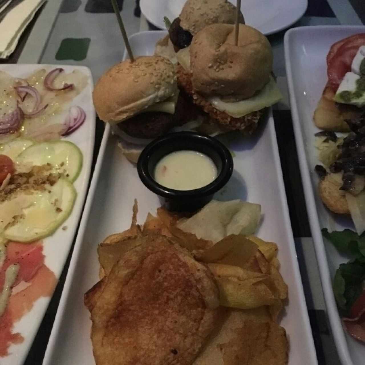 Triptico de hamburguesas