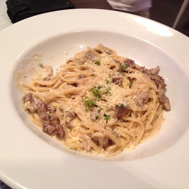 Pasta Triptico con champiñones y Lomito
