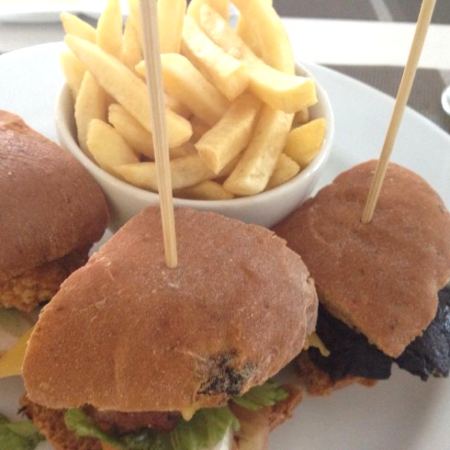 Triptico de Mini Hamburguesas