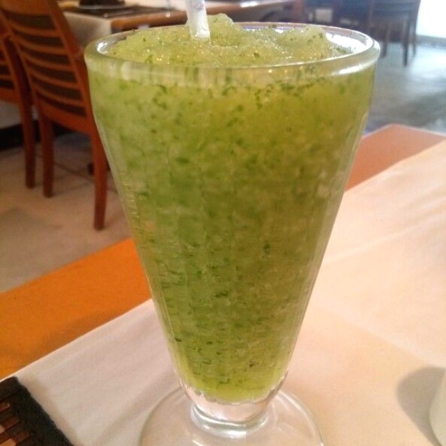Limonada con hierbabuena