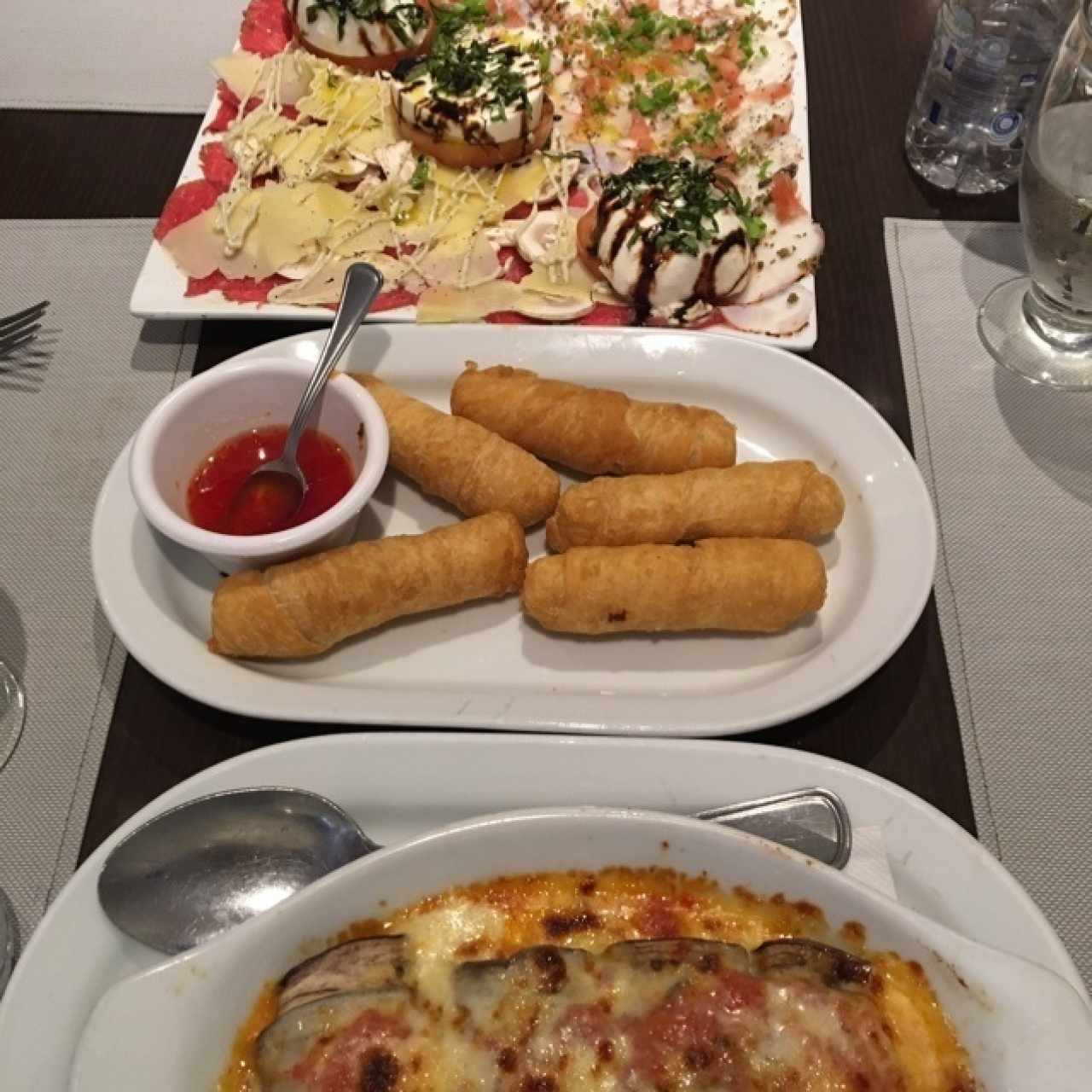 trio Barako , Tequeños, pastelitos de pescado