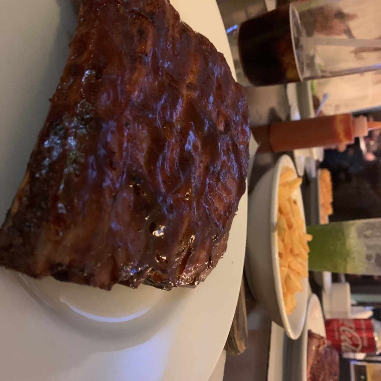 costillas de cerdo con BBQ