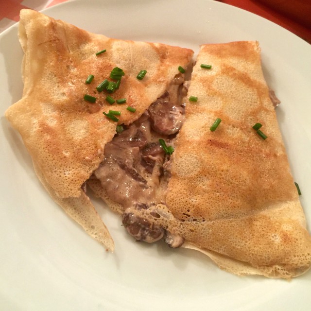 Crêpe Champignons Lardons Close Up