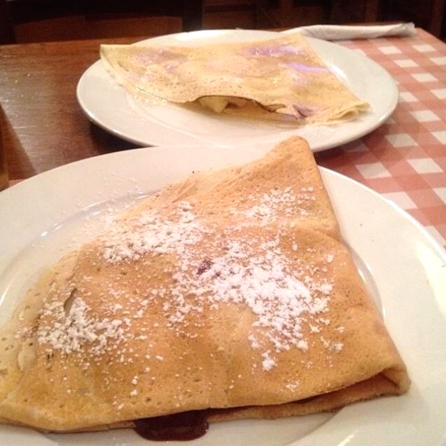 Crêpe au chocolat et crêpe flambé 