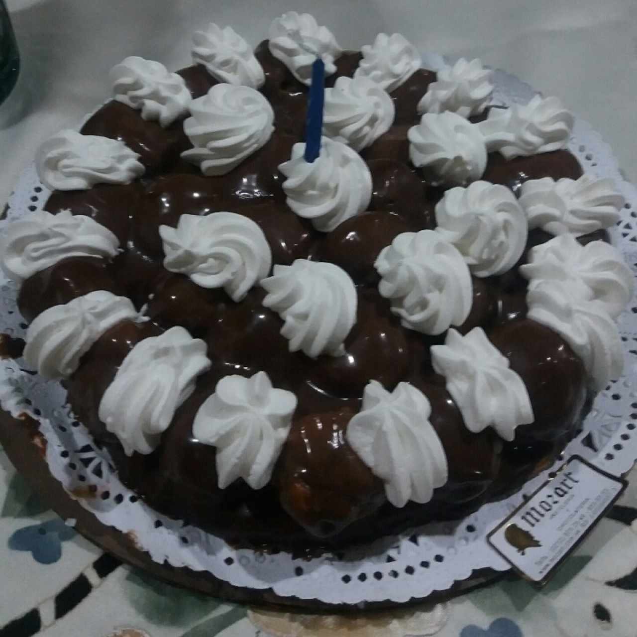 torta de profiteroles