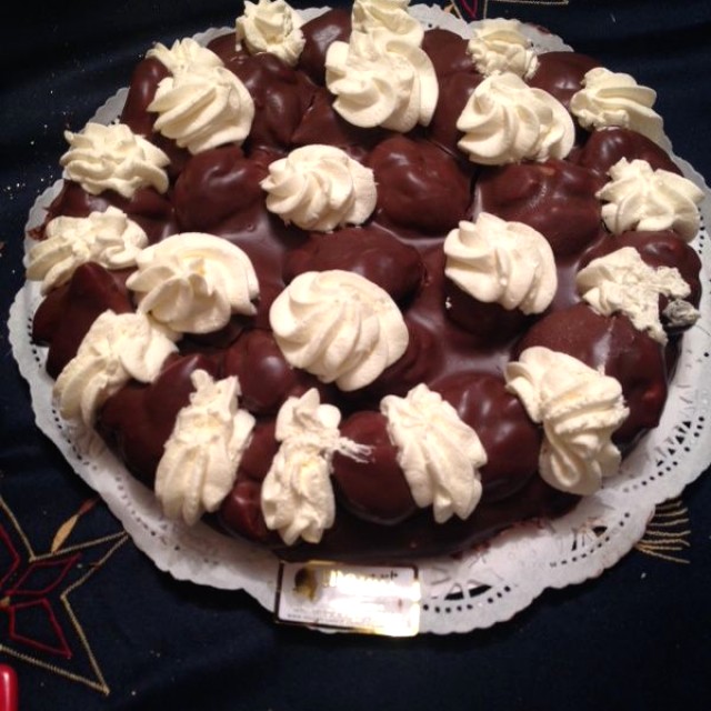 Profiteroles