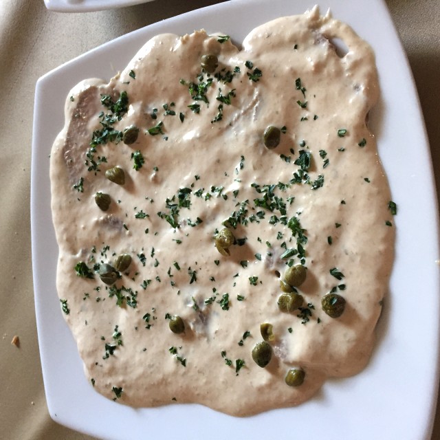 Vitel tonnè