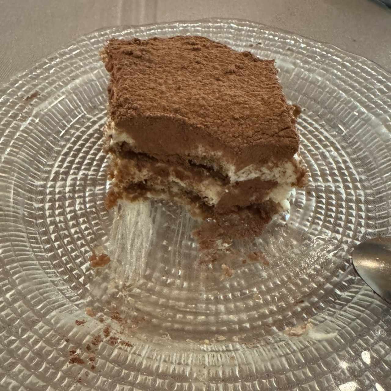 POSTRES - TIRAMISÚ