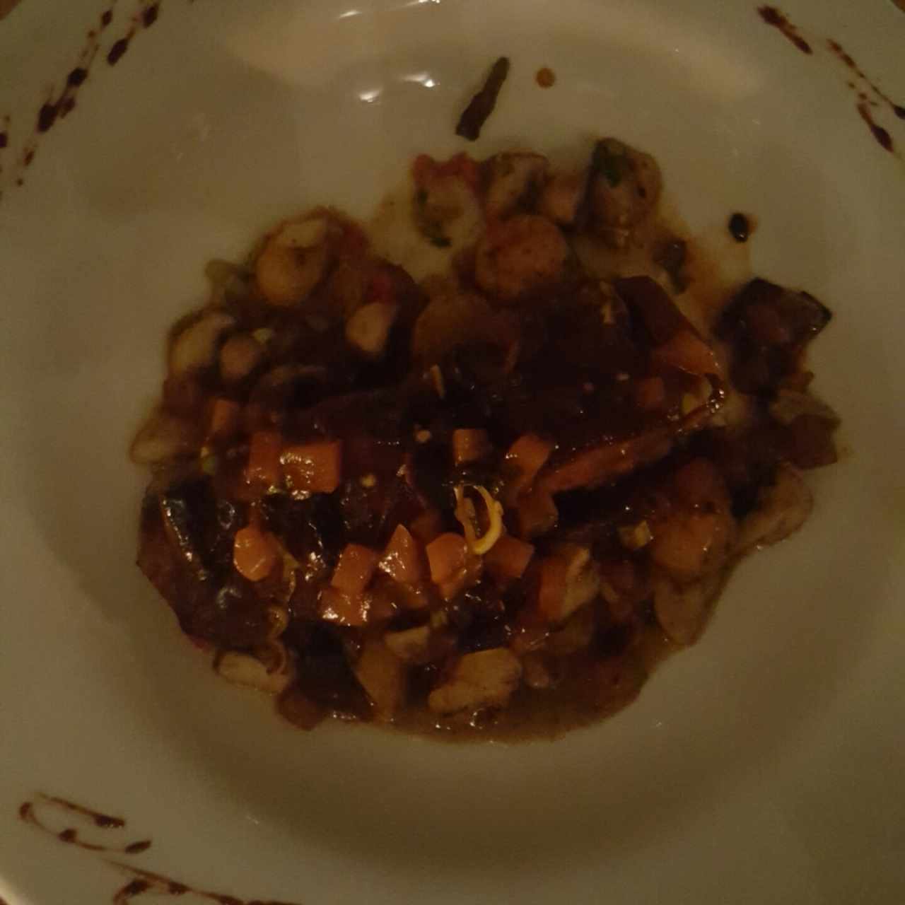 Dorado en salsa de hongos