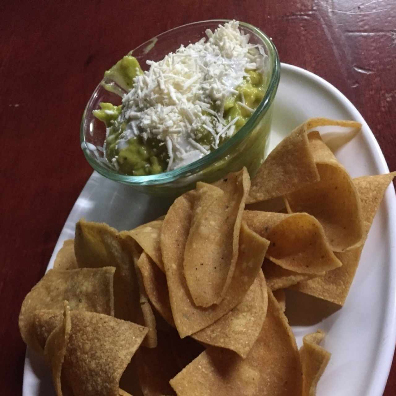 guacamole con pototes 