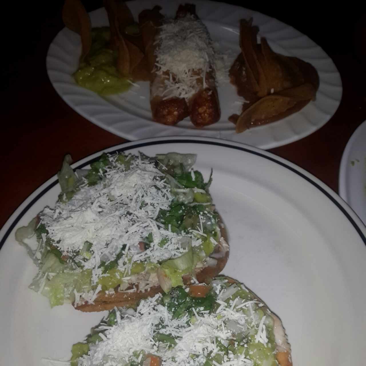 flautas de queso y tostadas de pollo 