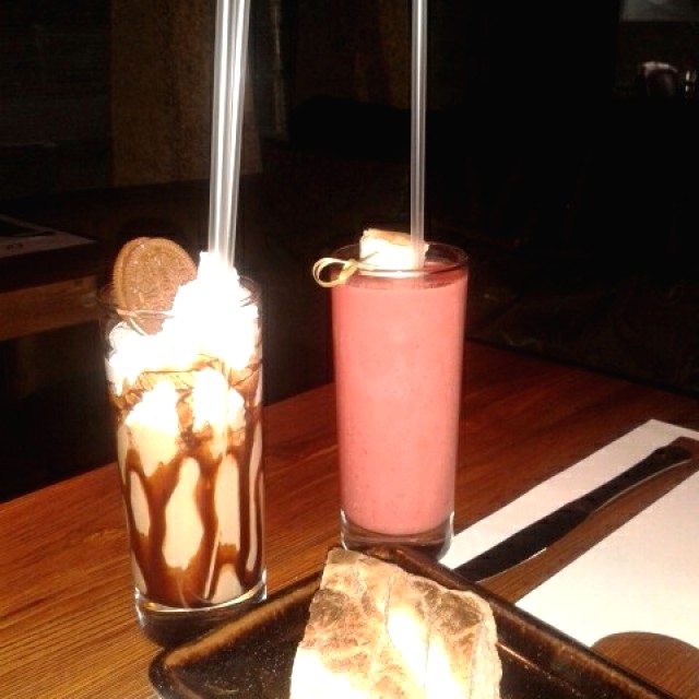 Smoothies Rita (fresa cambur) y Mila (oreo)