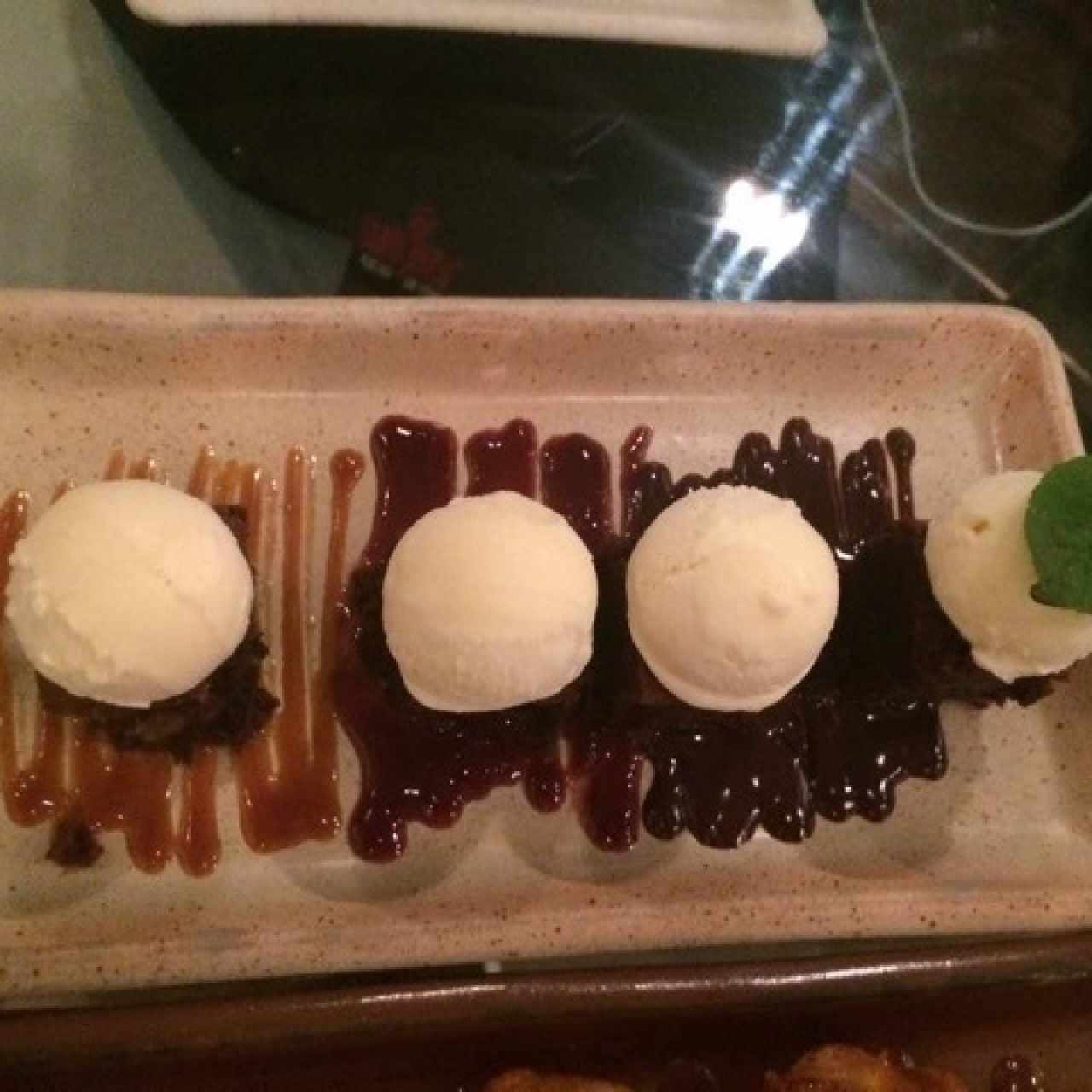brownies con helado