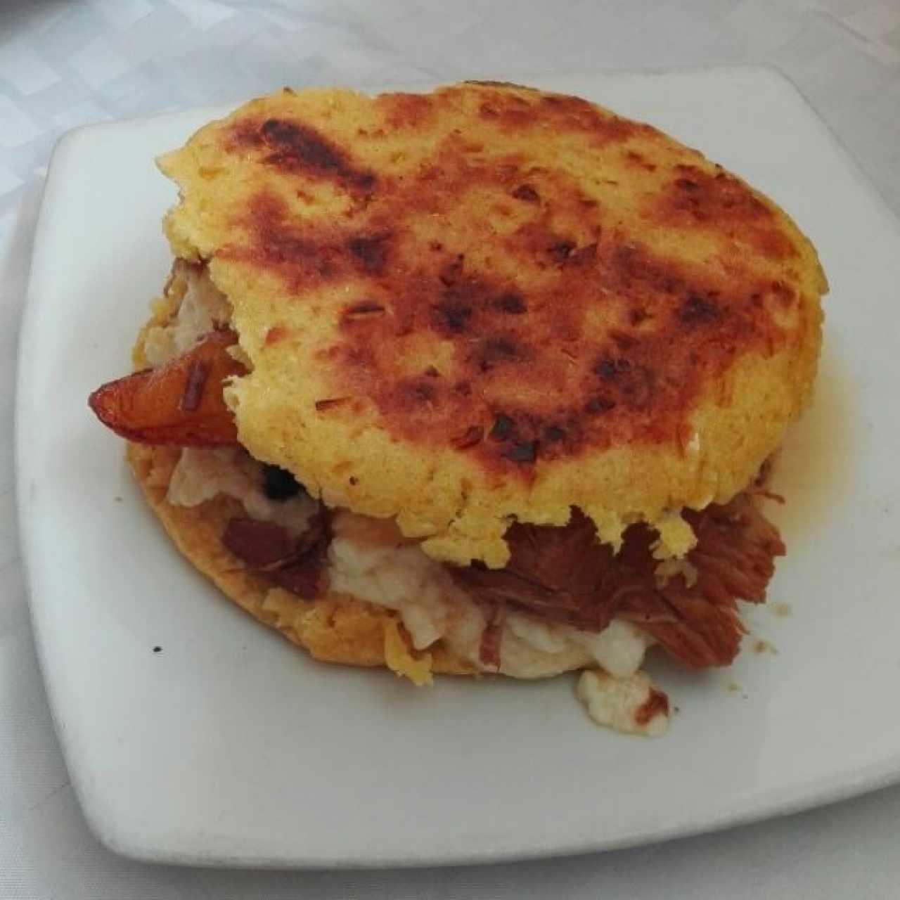 Arepa Trío