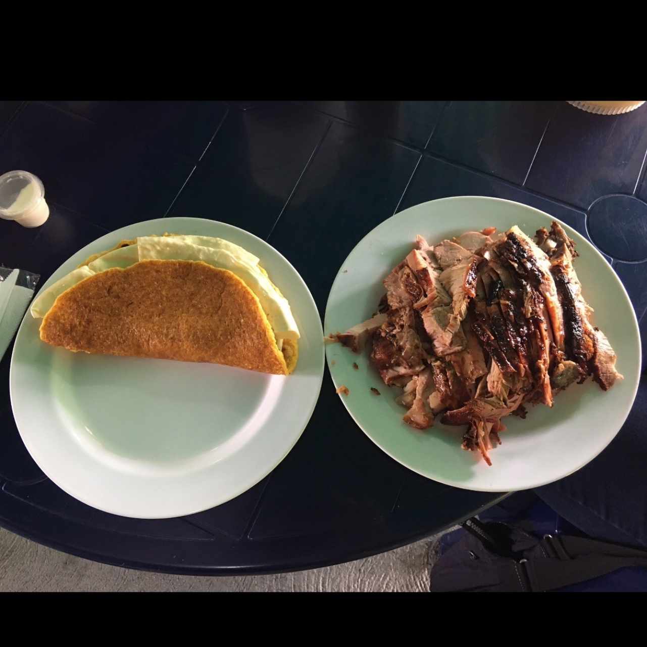 Cachapa con Queso con Pernil