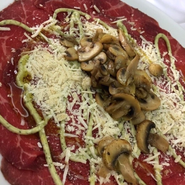 Carpaccio de lomito