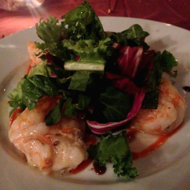 Ensalada de camarones tempura