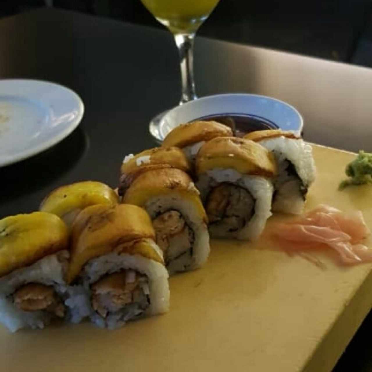 roll de plátanos con cangrejo 