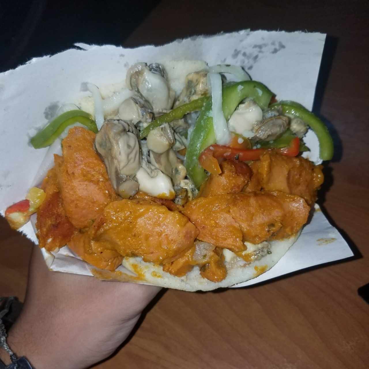 arepa de pepitona con salchicha asada