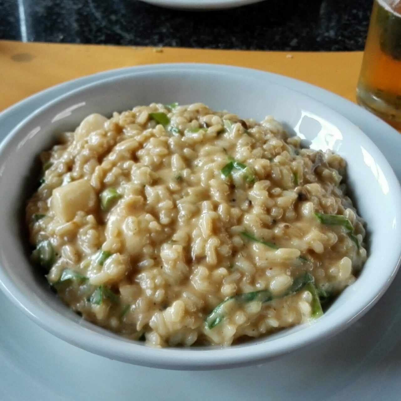 Risotto de vieiras y espárragos
