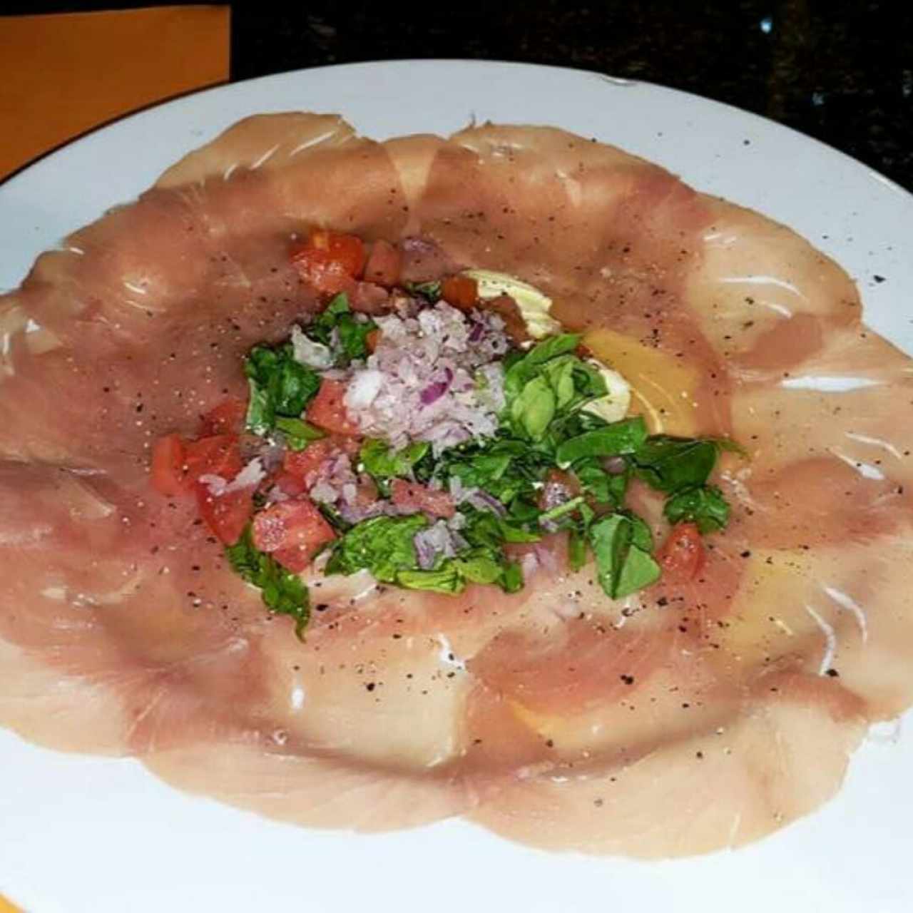 Carpaccio atún 