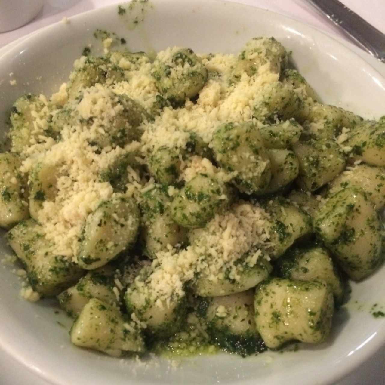 Ñoquis al gusto (pesto)