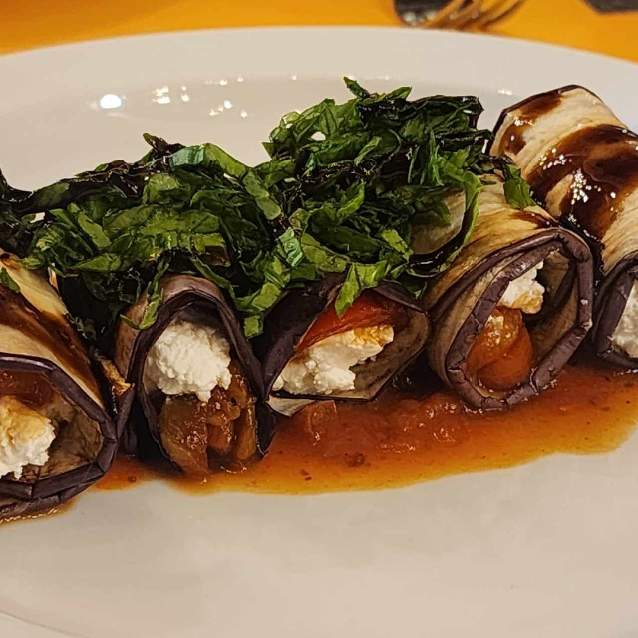 Berenjenas con Queso de Cabra