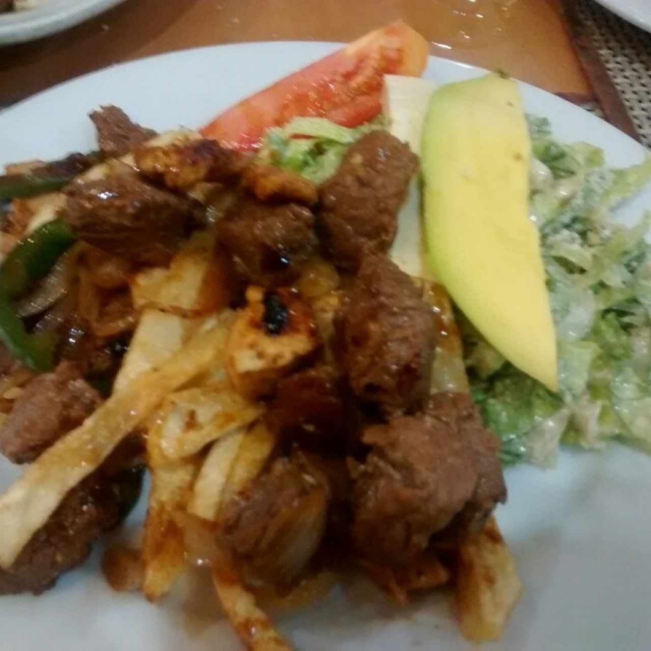 parrilla salteada con ensalada cesar