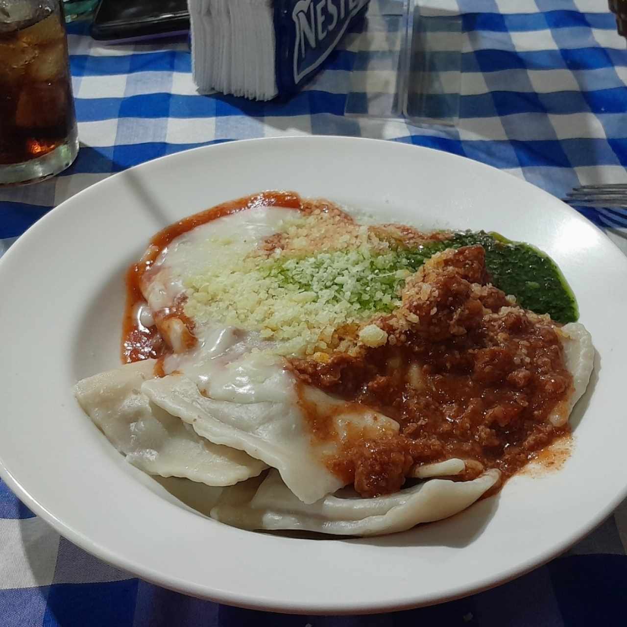 mezquindad y sin sabor