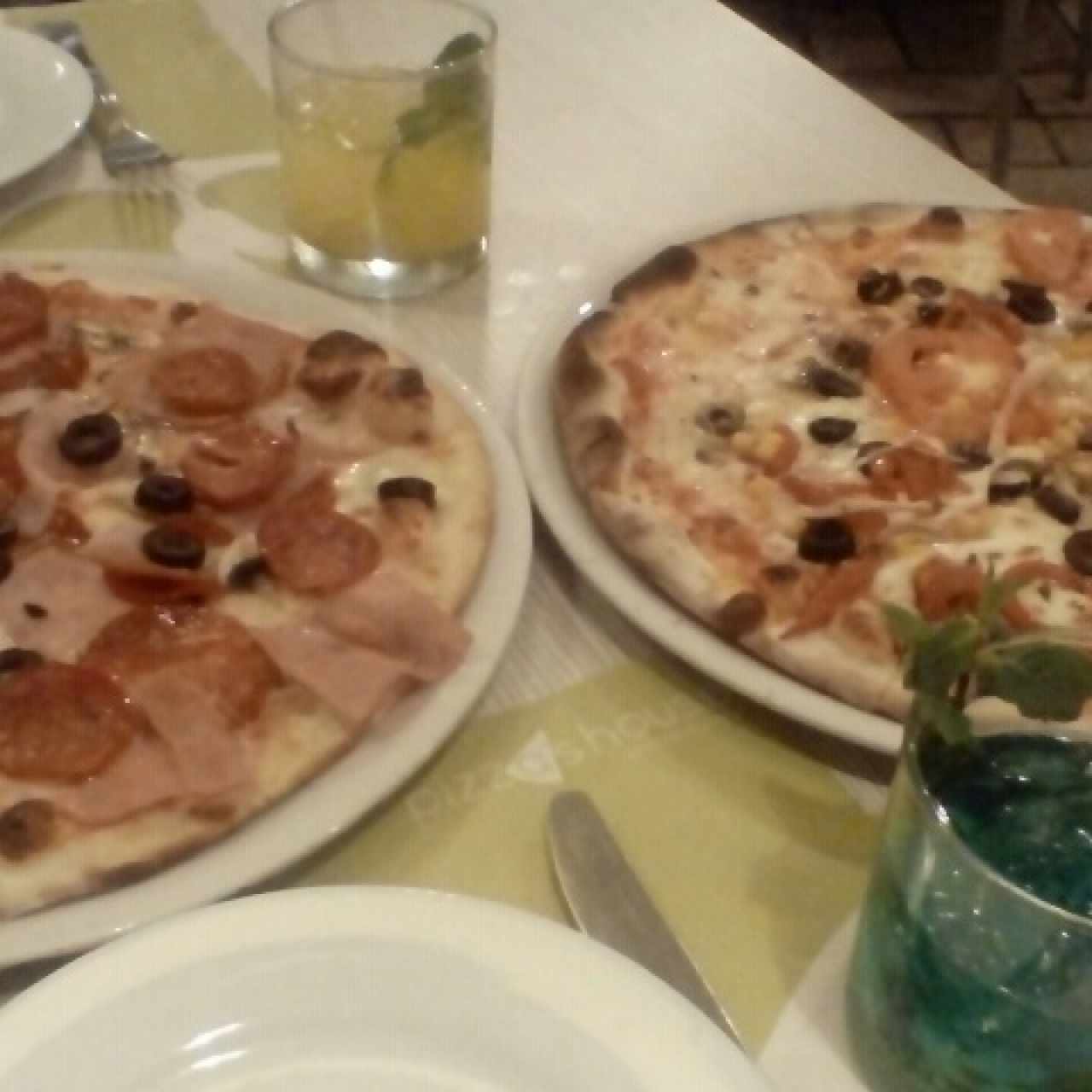 pizza vegetariana y house