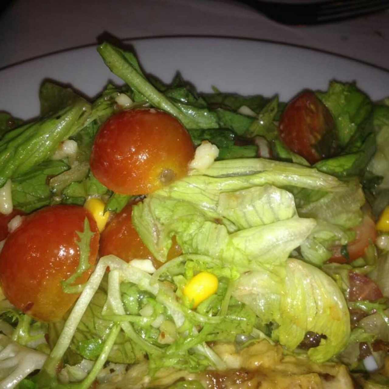Mezclum de Lechugas con Tomates Cherry y Maíz, Espectacular 