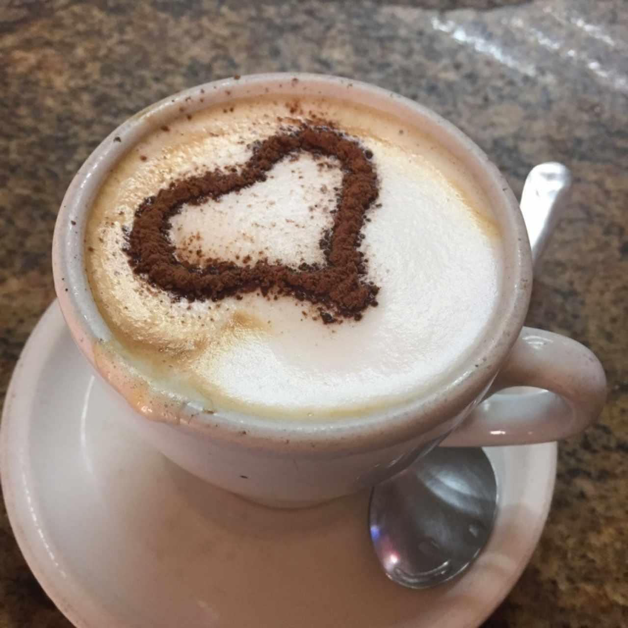 cafe tetero con nutella