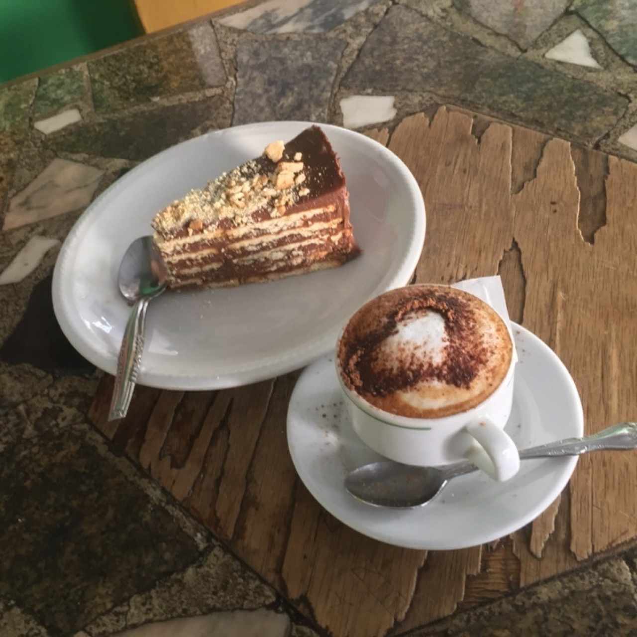 marquesa de chocolate y capuchino pequeño