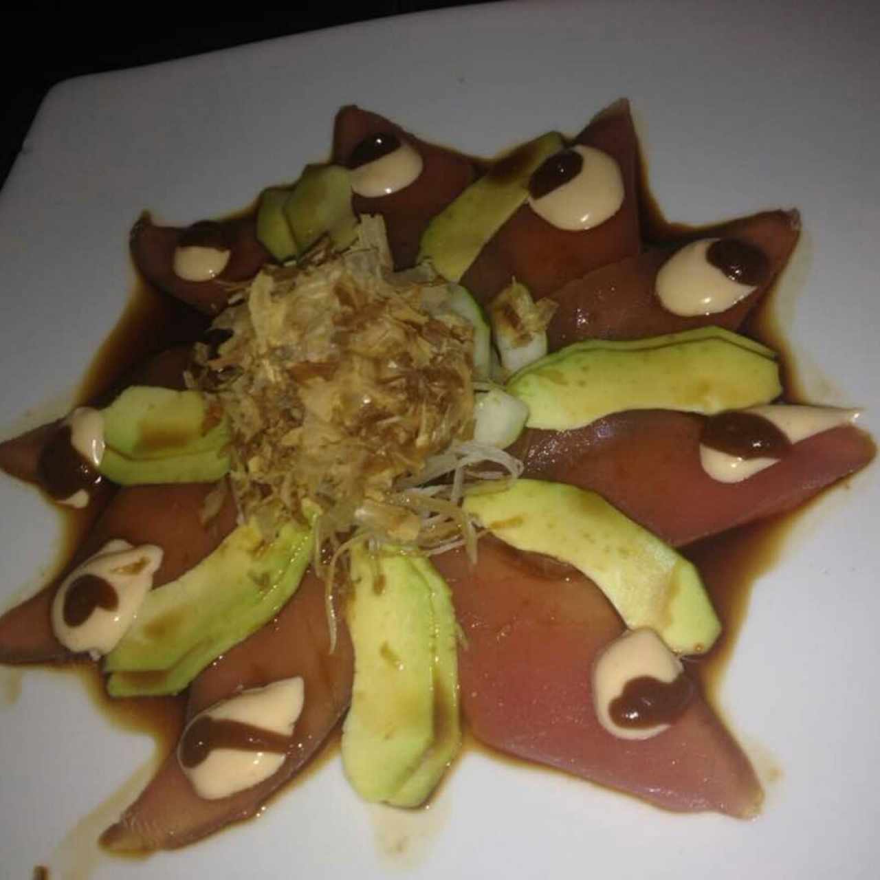 Maguro Cocktail, de verdad que lastima que lo desmejoren asi, muy malo..... 