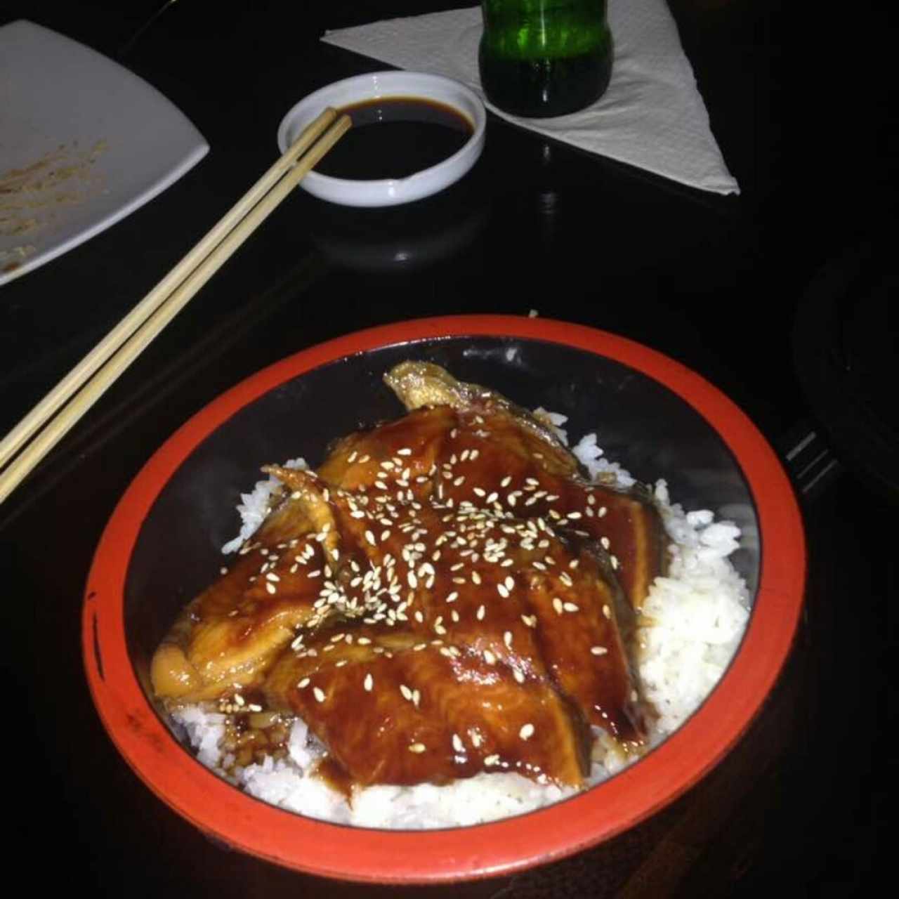 Unadom, Anguila Sobre Arroz, Muy bueno, el arroz me pareció normal y no arroz japonés, pero estuvo bien