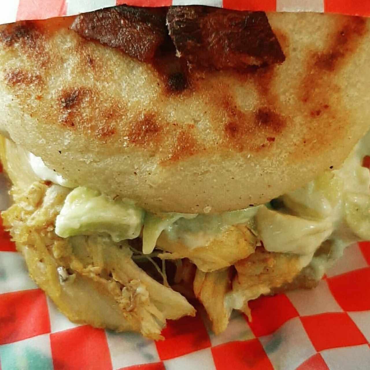 Arepas - Reina con Tocineta