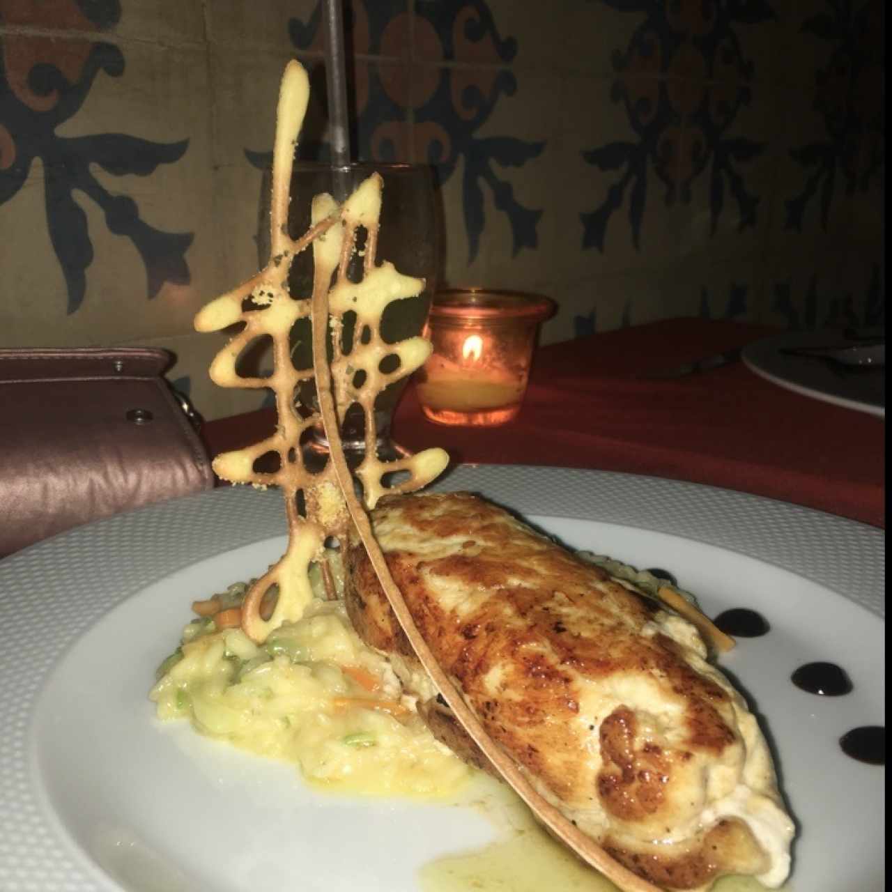 Pollo relleno con queso de cabra y nueces