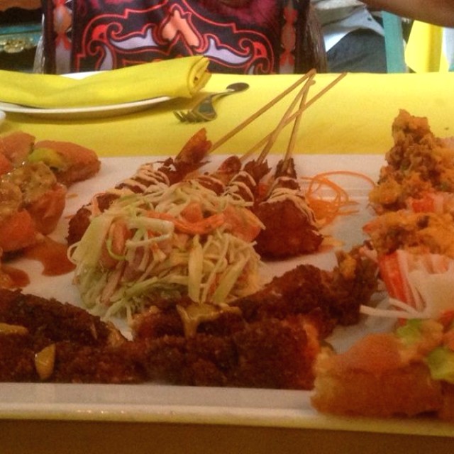 Plato de degustación de sushi 