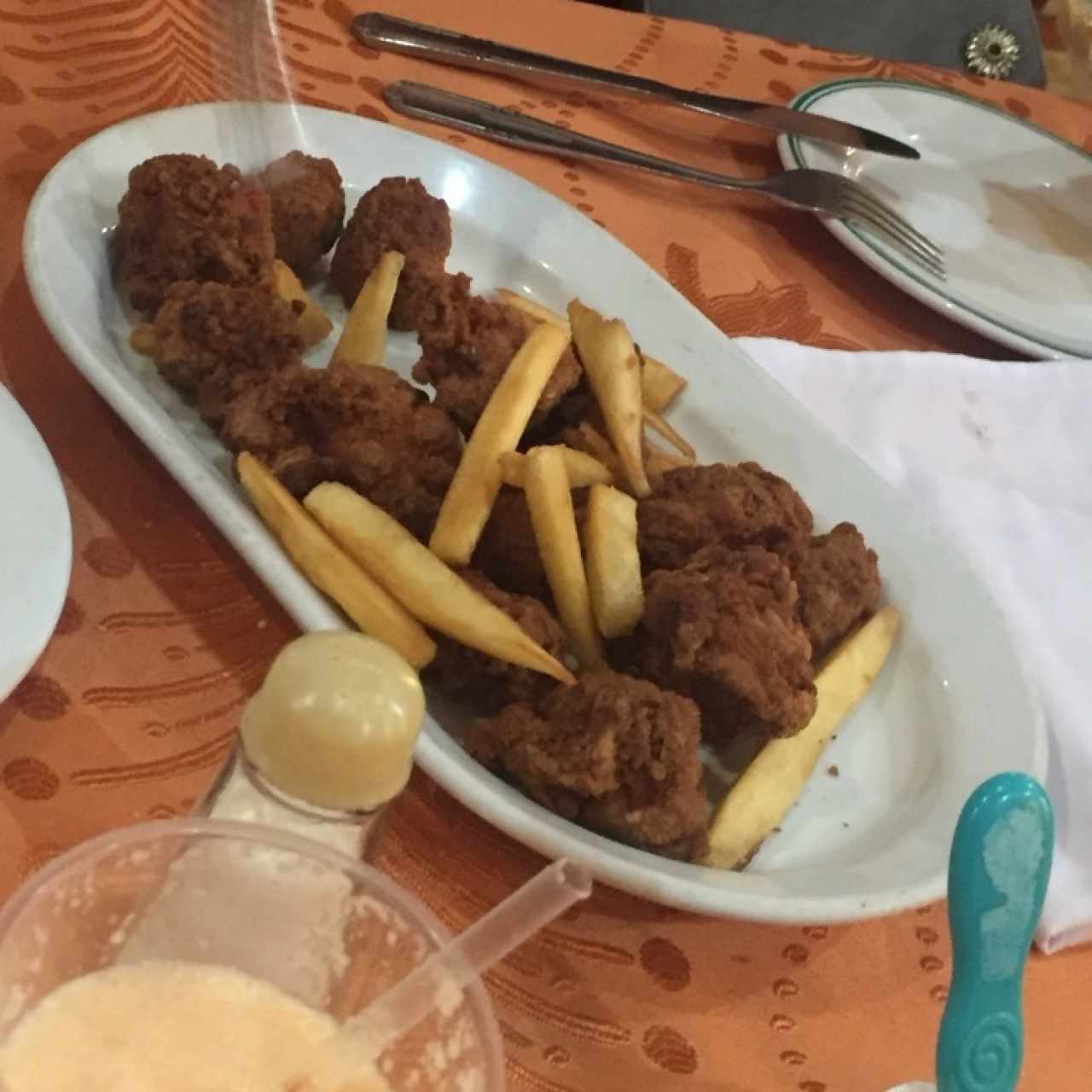 pollo y yuca (menu para niños) 