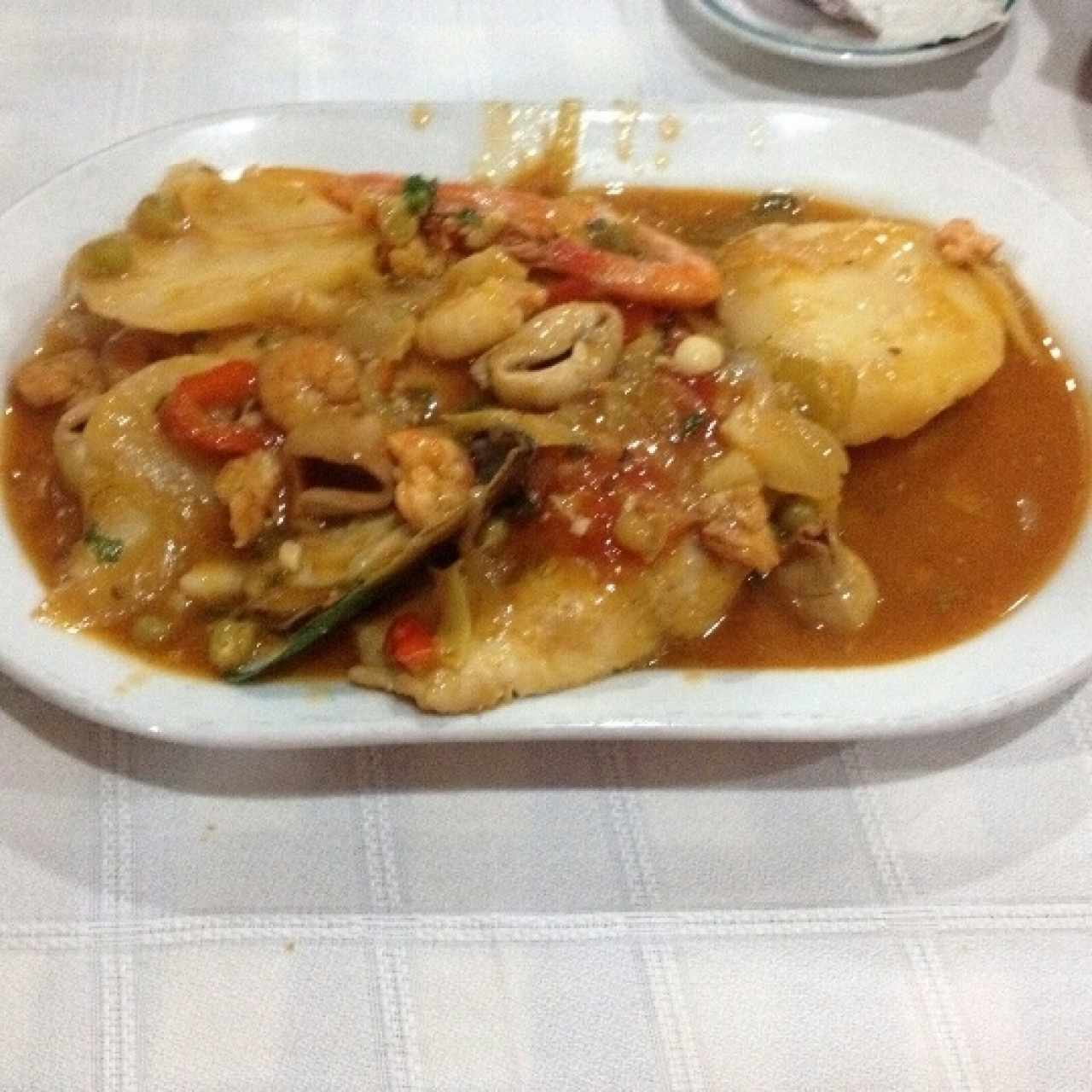churrasco de pargo en salsa marinada