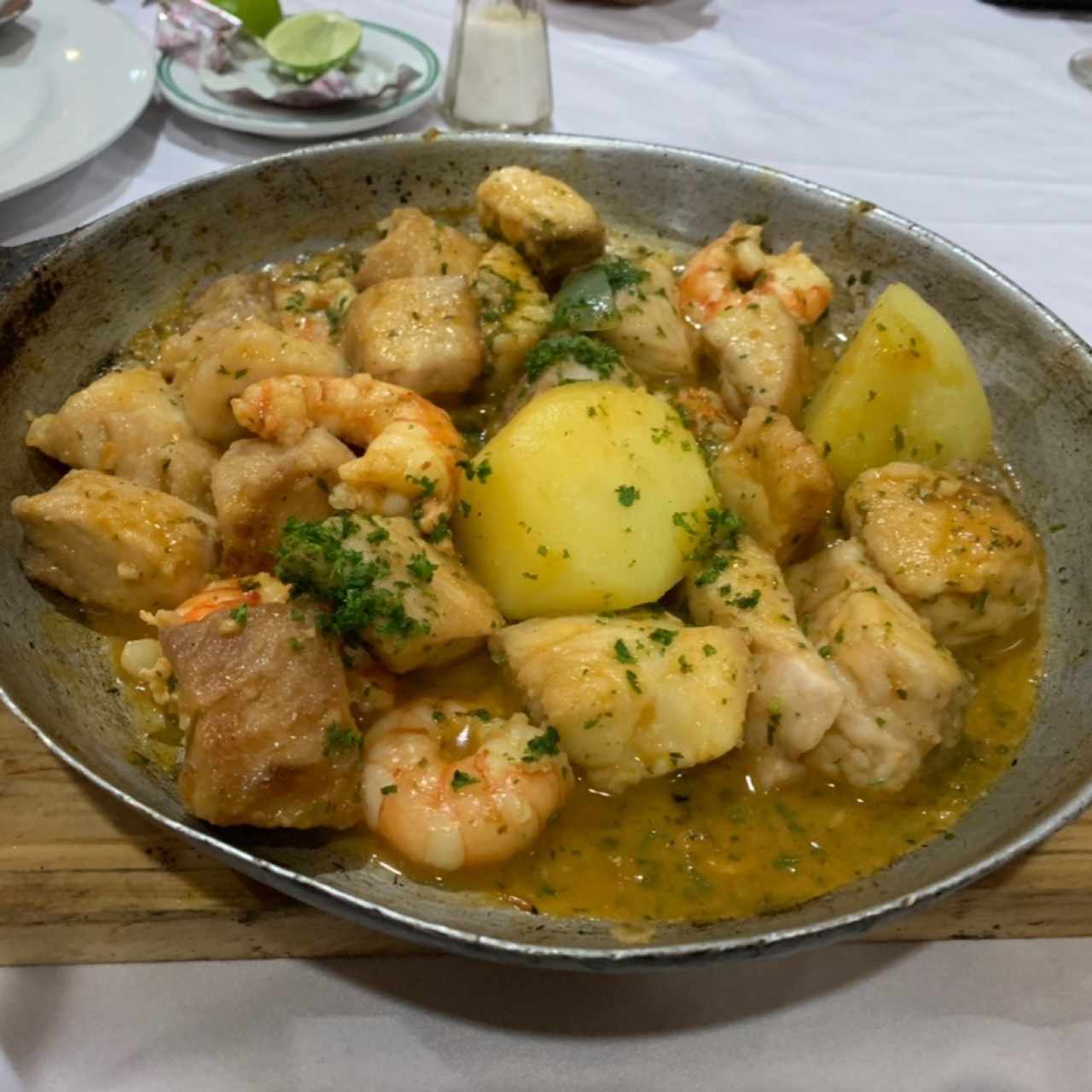 cazuela de robalo con camarones 